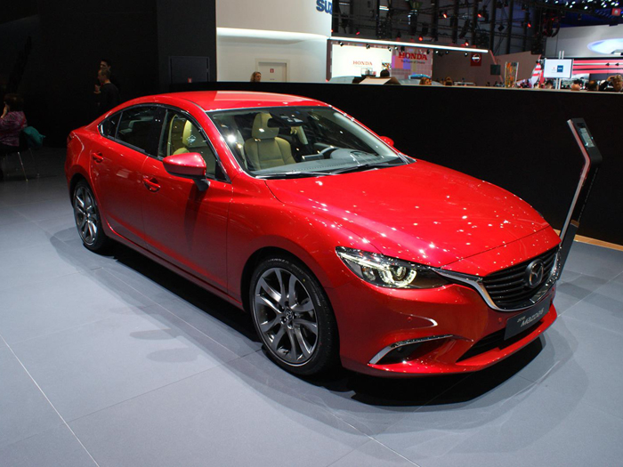 Российские продажи обновленной Mazda6 начнутся в октябре 